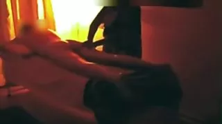Порно русские трансы смотреть видео Мастурбирует скрытая в массажном салоне