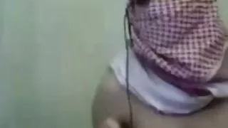 Палестинские порнуха с девочками арабские хиджаб девушка показать ее большие сиськи в веб-камеру