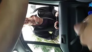 Девушка порнуха груповуха хочет помочь