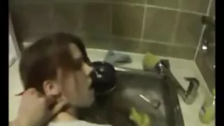 Домашние девочки порно онлайн Любительские детка колледж получает быстрый секс на реальном домашнее